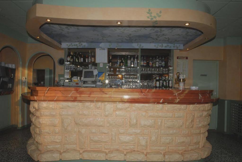 La Tour D'Ivoire Reignier-Esery Exterior photo